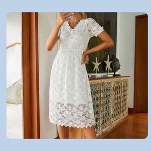 White lace puff sleeve dress